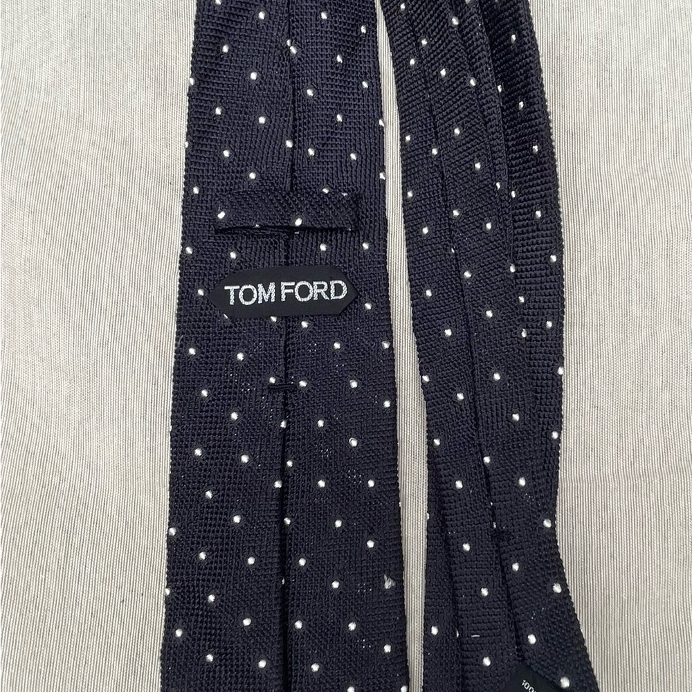Tom Ford White and Blue Silk Tie PURE LUXURY Made in Italy men’s Tie
